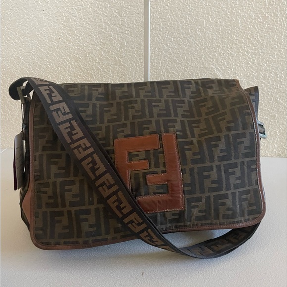 Fendi Other - Fendi unisex messenger bag